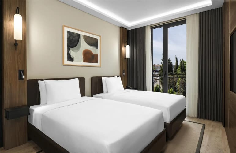Altunizade Suites Istanbul, Curio Collection by Hilton 5
