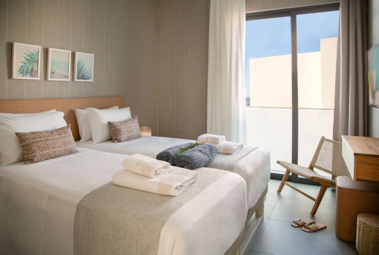 Chris Le Mare Gold Luxury Villa 2
