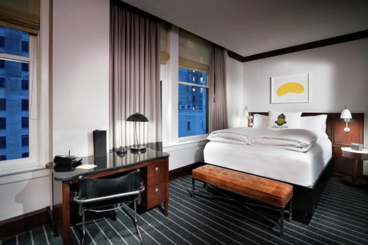 Staypineapple Chicago, An Iconic Hotel 5