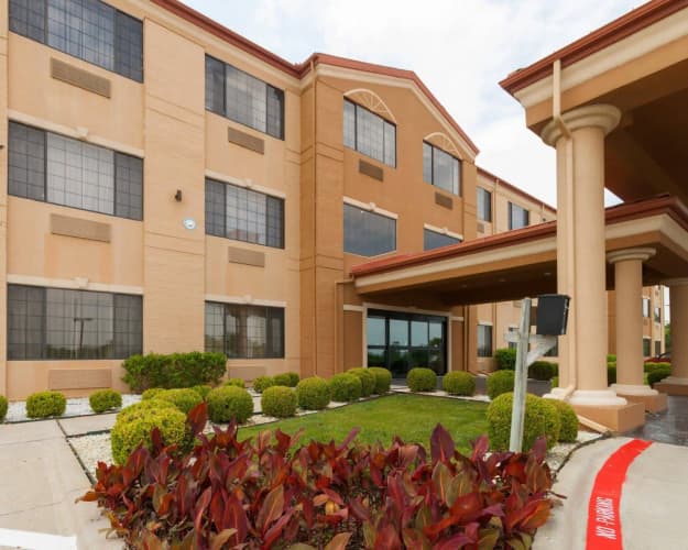 Comfort Suites Lake Ray Hubbard 2