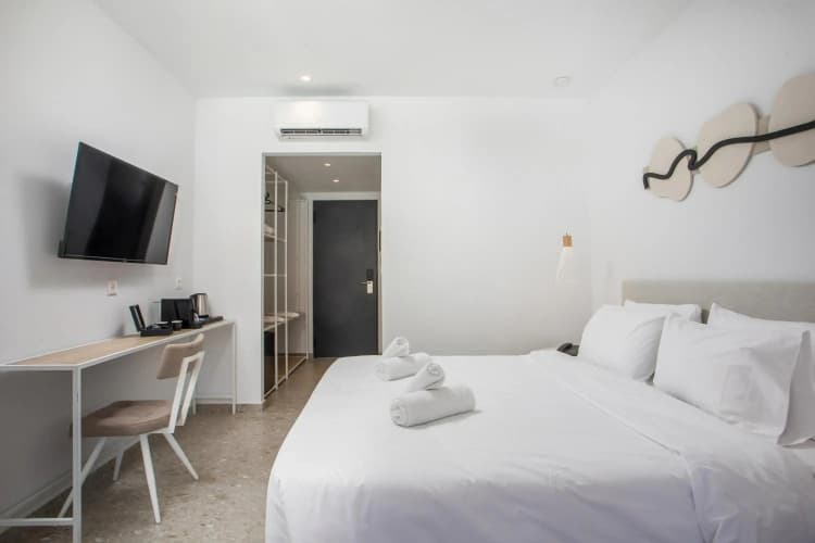 Aiora Aqua Resort 5