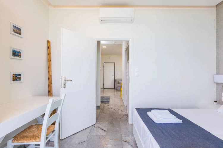 Meltemi Coast Suites 4