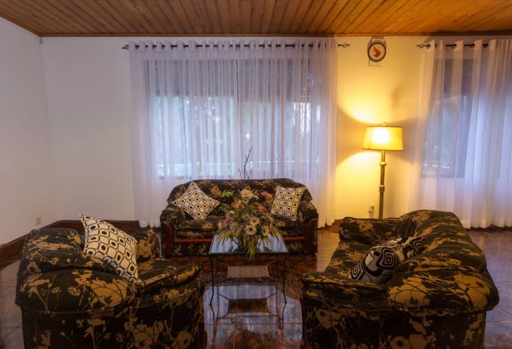 Tamarind Tree Inn Kandy 4
