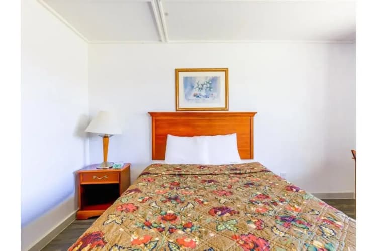Country Hearth Inn And Suites By Oyo Sturgis 5