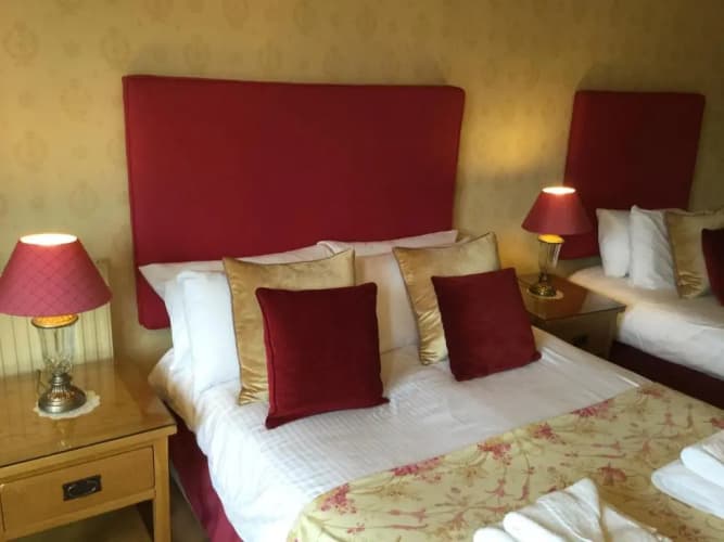 Craigroyston House and Lodge 2