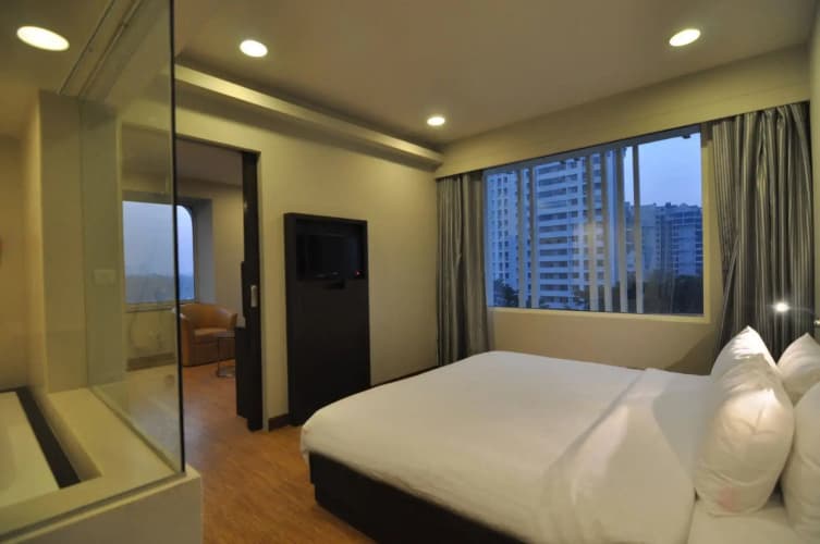 Keys Select Kochi - By Lemon Tree Hotels 5
