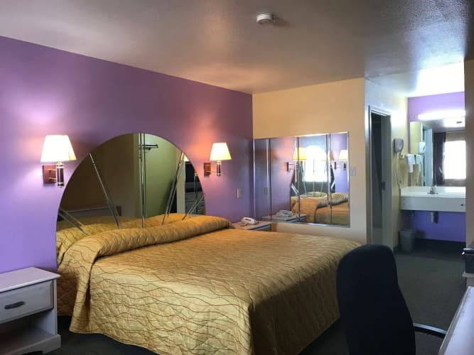Heights Inn 3