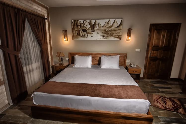 El Nazar Stone Suite 3