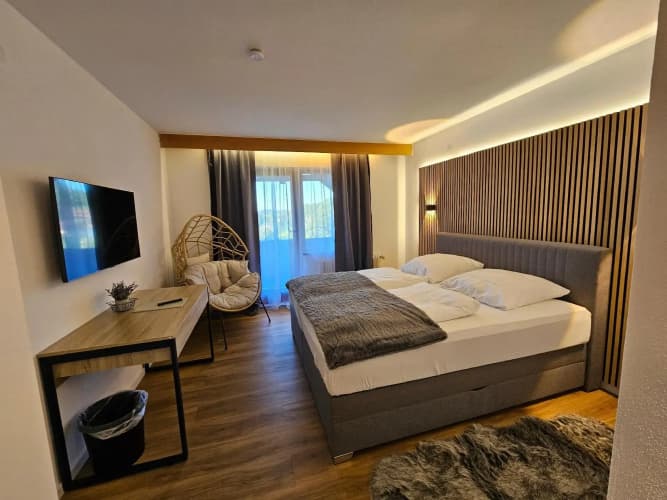 Hotel Reweschnier main