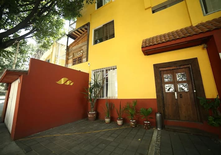 OYO Casa Anzures Mexico City main