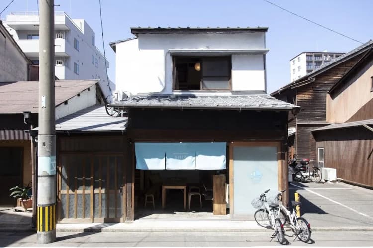 Fukuoka Guesthouse Ship - Hostel main