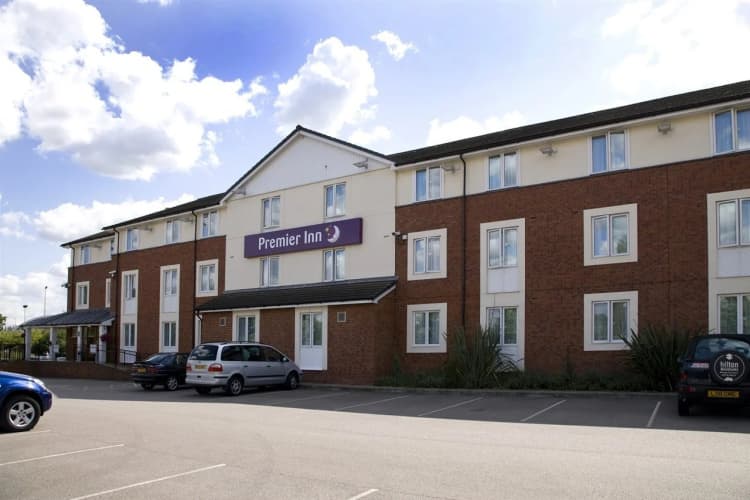 Premier Inn Basildon (Festival Park) 2