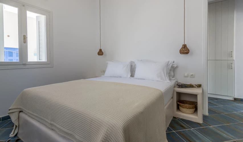 Michalakis Seaside Suites 5