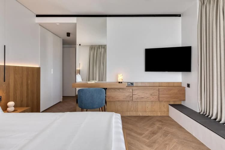 Neoma Hotel 5