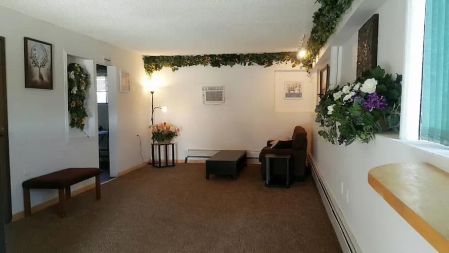 Golden Arrow Motel 2