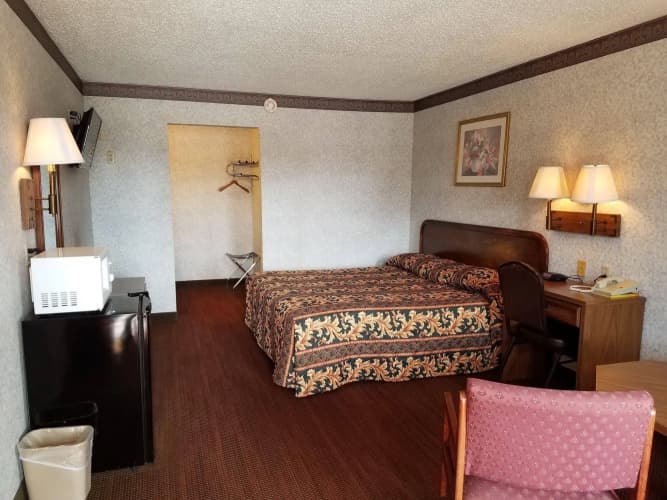 Heritage Inn 5