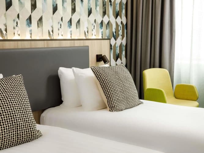 Mercure Newport 5