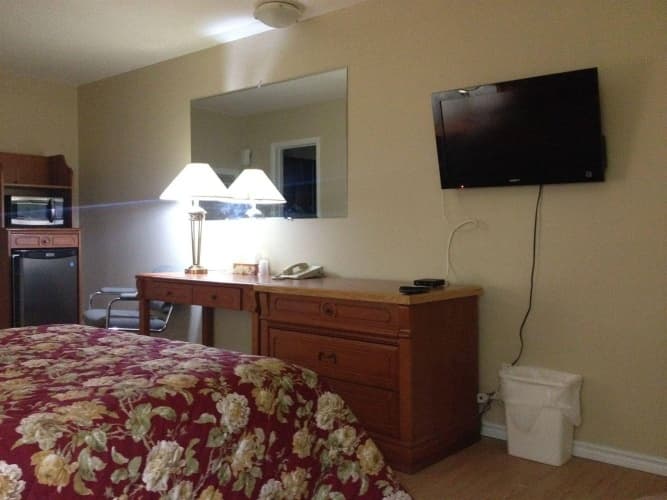 American Plaza Motel 3
