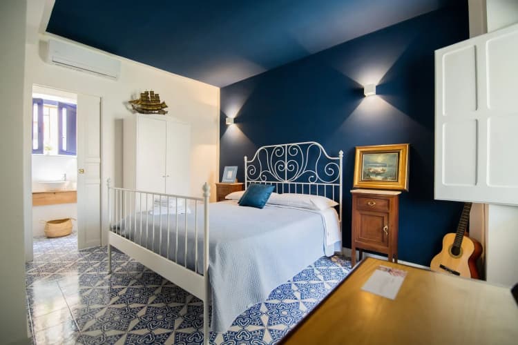 Crudo Home 4