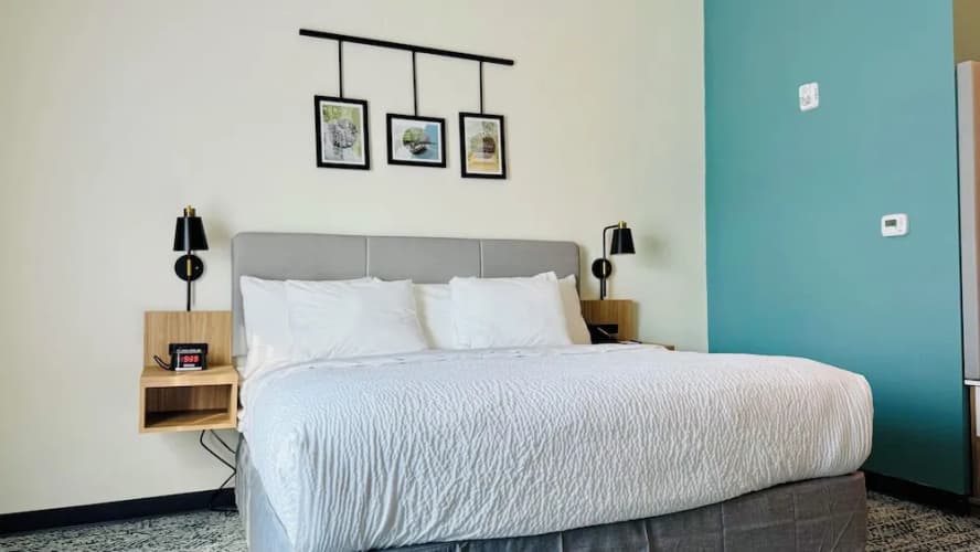 Sleep Inn & Suites 3