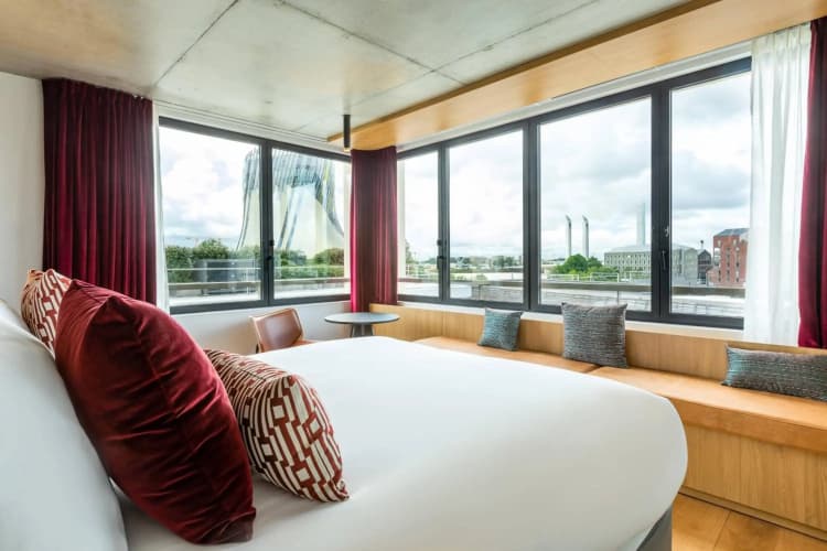 Renaissance Bordeaux Hotel 3