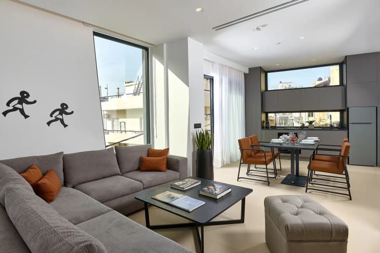 City Lion Apartments & Lofts 3