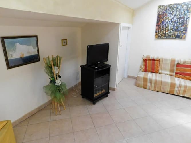 Gelso Bianco - Three Bedroom 5