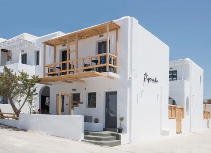 Piperaki Rooms main