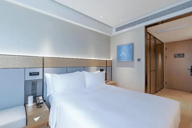 Ji Hotel Shanghai Pudong Airport Zhuqiao Wine Stor 5