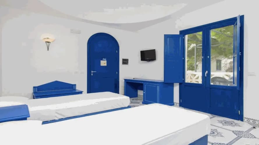 Araba Fenice Village 3