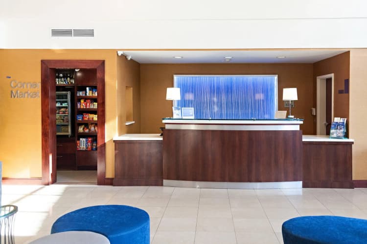 Fairfield Inn & Suites Somerset 3