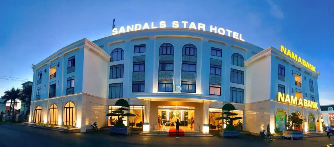Sandals Star Hotel main