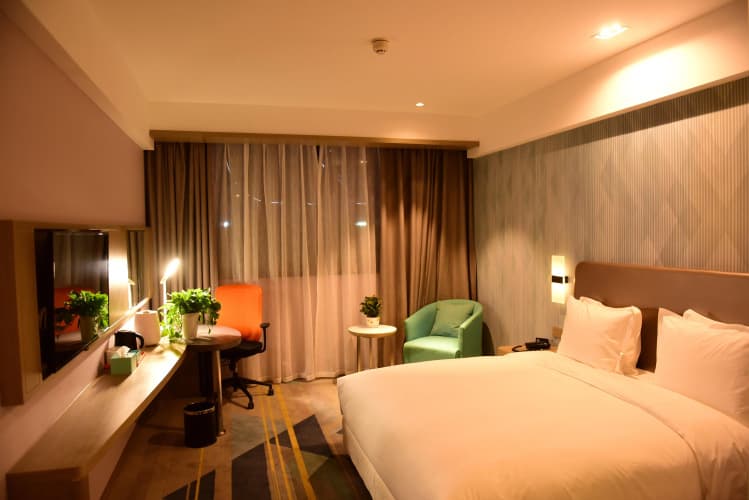 Holiday Inn Express Lhasa Potala Square 4