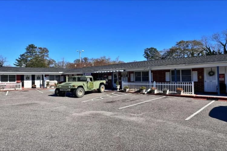 Chesterfield Hotel by OYO Hwy 9 2