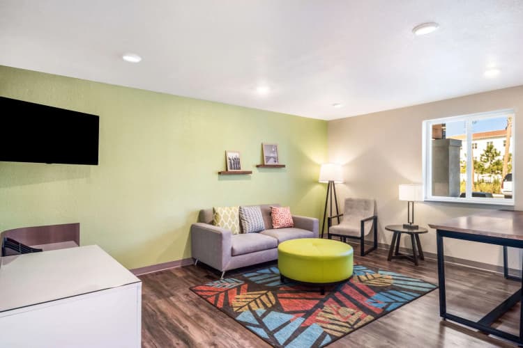 Woodspring Suites Bradenton 4