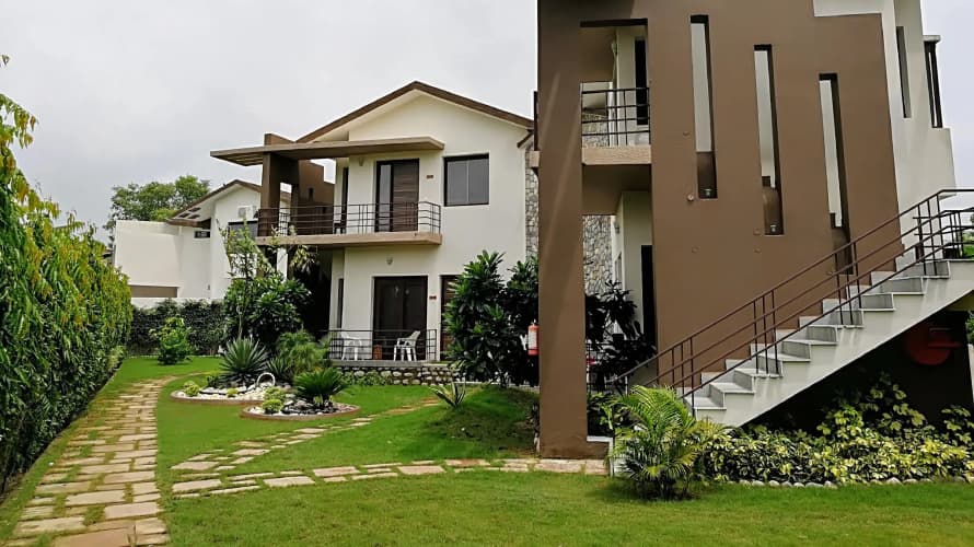 Corbett Panorama Resort main