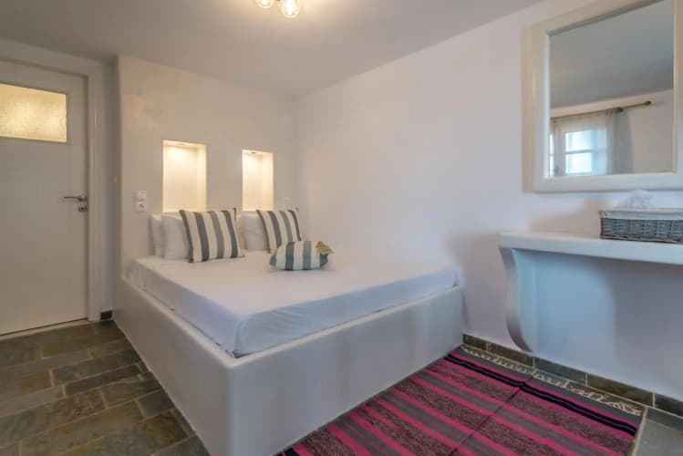 Eiriana Luxury Suites 4