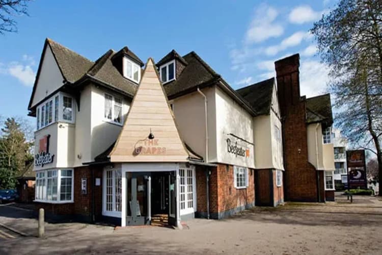 Premier Inn London Hayes North 2