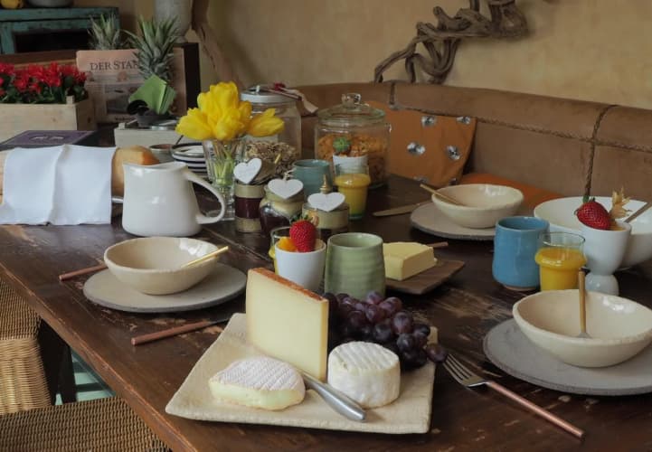The Rooms Bed & Breakfast 2