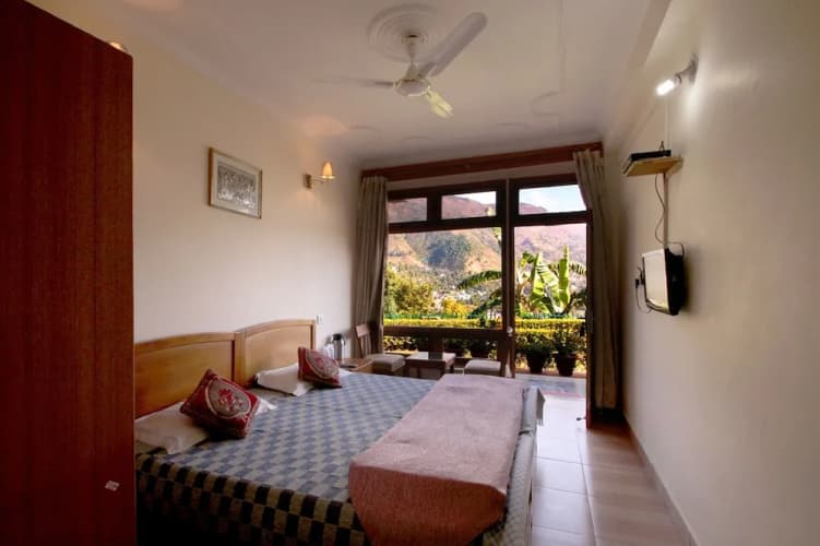 Hotel Lake Inn Bhimtal 5