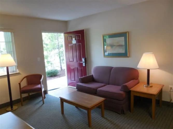 Affordable Suites Salisbury 2