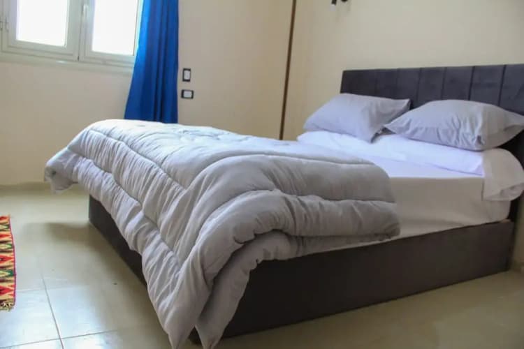 Pyramids Road Guest House 4