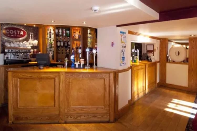 Premier Inn  Christchurch / Highcliffe 4