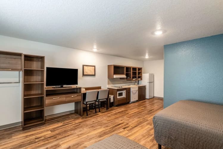 Woodspring Suites Sanford North I-4 Orlando Area 4