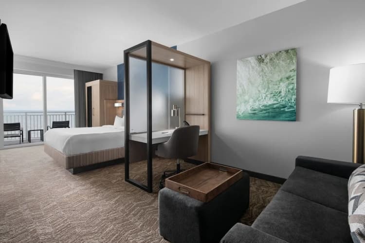 SpringHill Suites by Marriott Myrtle Beach Oceanfront 4