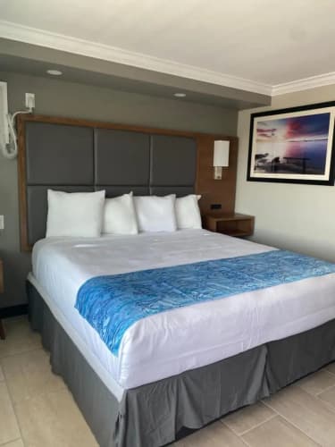 Coastal Sands Inn 3