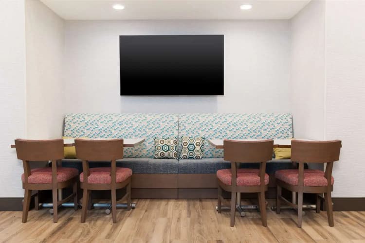 Hampton Inn & Suites Porter Ranch Los Angeles 4