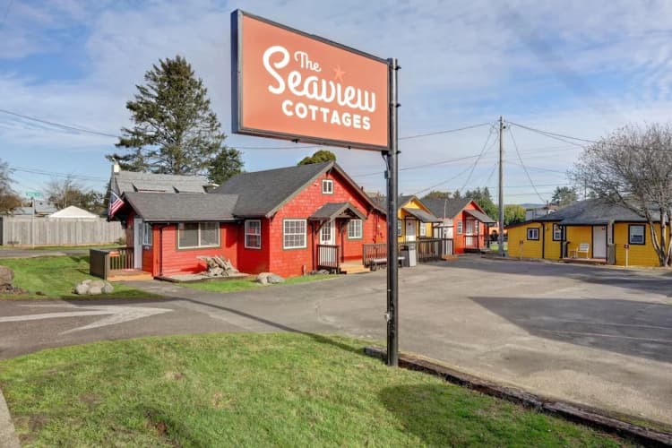 Seaview Motel & Cottages main