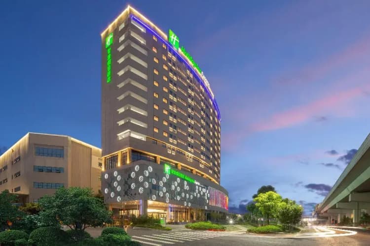 Holiday Inn Express Chongqing Airport Zone 2