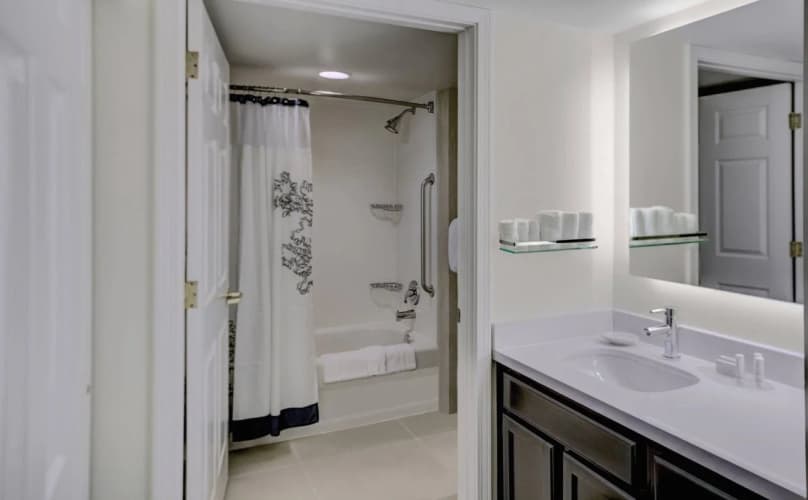 Residence Inn Cleveland Mentor 5